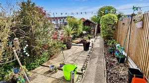 Photo 6- click for photo gallery